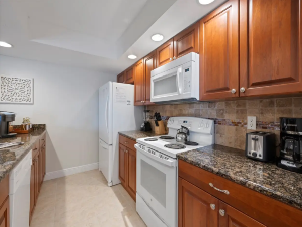 Beachfront Condo on Longboat Key - Perfect Family Vacation Rental